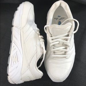 brooks linear platform